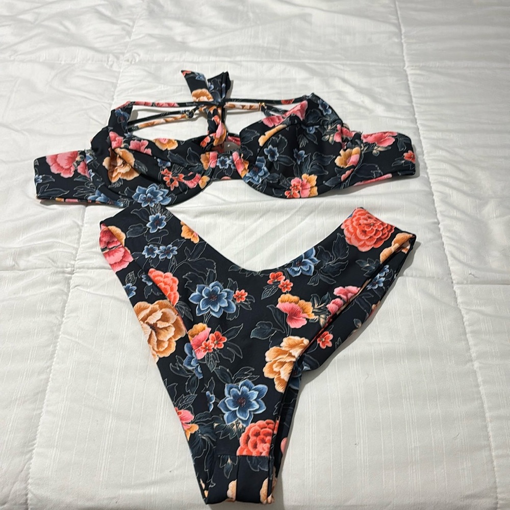 Skatie Bikini